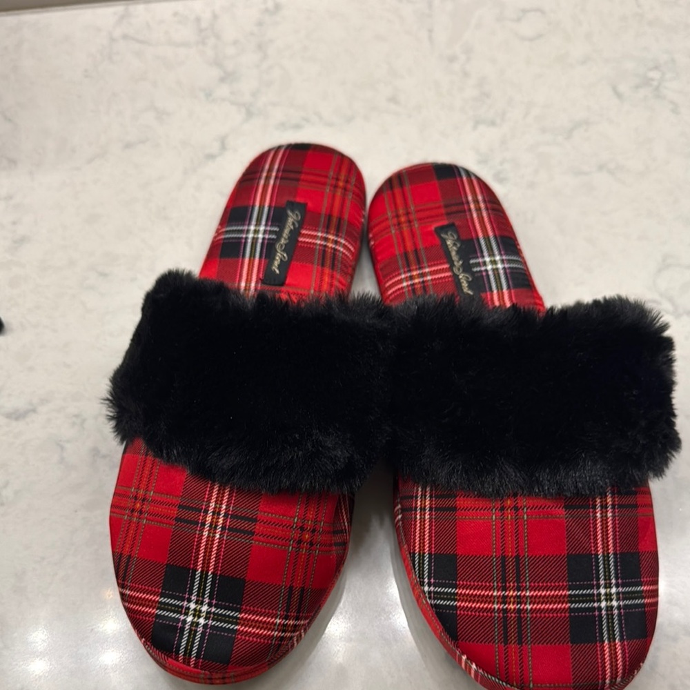 Victoria Secret Plaid Red and Black Fur Slippers